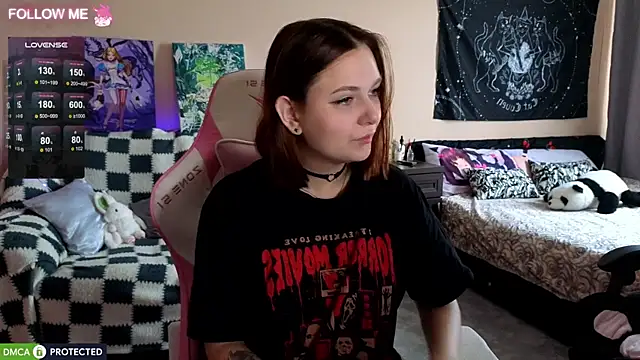 Chloe Cherrys online show from 07-19-26, 04:49