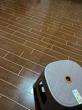 yingzi003 online show from 04-01-26, 03:42