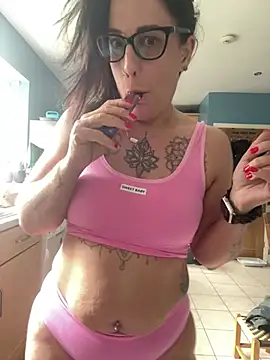 IvyBelleMilf online show from 04-14-26, 11:49