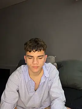 MaxWoolf online show from 04-30-26, 08:57