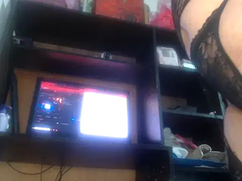 Snapshot of Natalia_latin chatting on 05-27-26, 01:41 Natalia latin online show from 05-27-26, 01:41