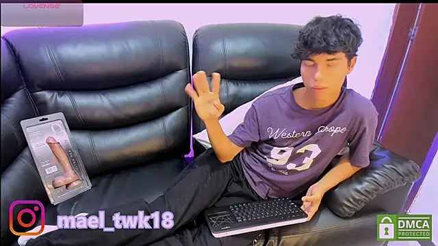 Mael Twink online show from 04-11-26, 07:07