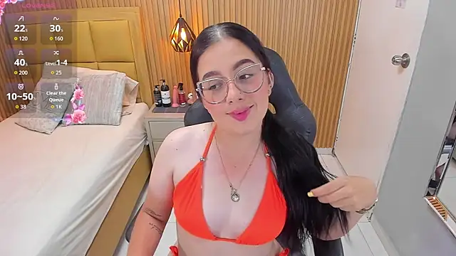 Snapshot of SAMANTHAFIORE2 chatting on 05-08-26, 07:41 SAMANTHAFIORE2 online show from 05-08-26, 07:41