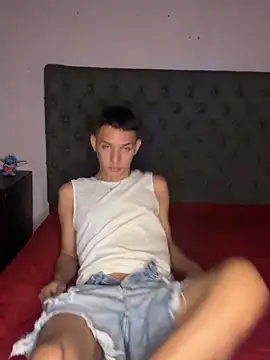im Maikil online show from 05-12-26, 06:43