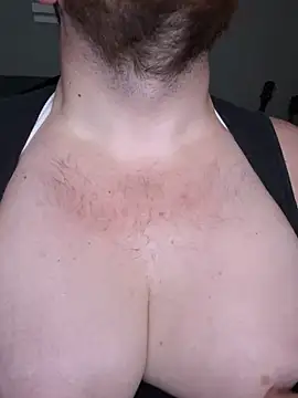 hugemanbreasts online show from 04-20-26, 02:36