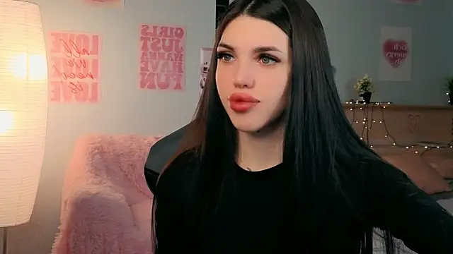 molly rettyy online show from 05-04-26, 04:19