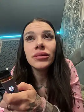 Maiden Of Pain online show from 03-30-26, 06:36