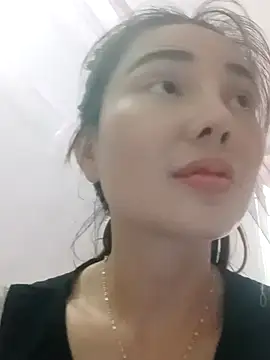 Snapshot of LL68 chatting on 03-29-26, 10:37 LL68 online show from 03-29-26, 10:37