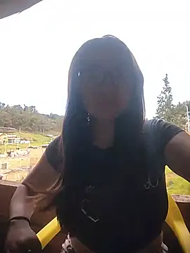 Snapshot of martina_7 chatting on 06-14-26, 08:33 martina 7 online show from 06-14-26, 08:33