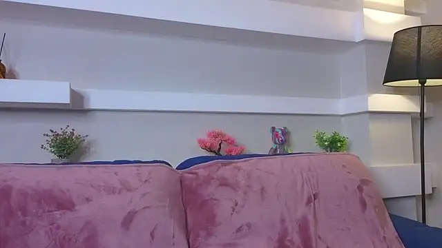 TeshaDurrell online show from 05-19-26, 01:56