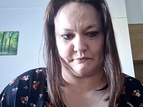 OpheliaMilf online show from 04-18-26, 01:15