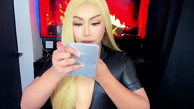  YourBeautifulShemale  online show from 05-10-26, 03:39