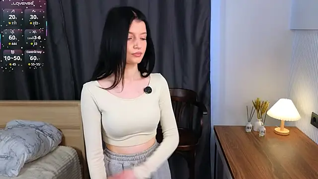 JazminLantey online show from 04-06-26, 04:46