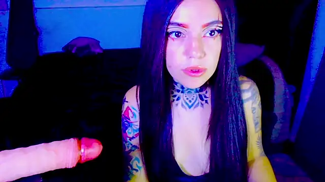 Snapshot of LannieGonzales chatting on 05-16-26, 03:55 LannieGonzales online show from 05-16-26, 03:55