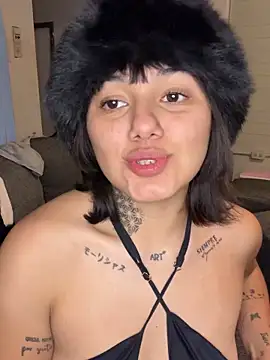 Abrildqquino online show from 05-04-26, 03:02
