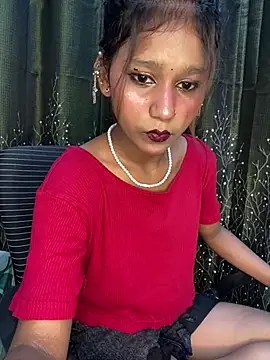 Cutiepie- online show from 04-18-26, 06:01