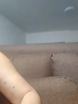 Snapshot of XRasee chatting on 04-05-26, 03:20 XRasee online show from 04-05-26, 03:20