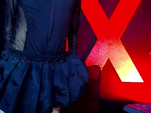 Snapshot of AlanFox1 chatting on 04-05-26, 01:19 AlanFox1 online show from 04-05-26, 01:19