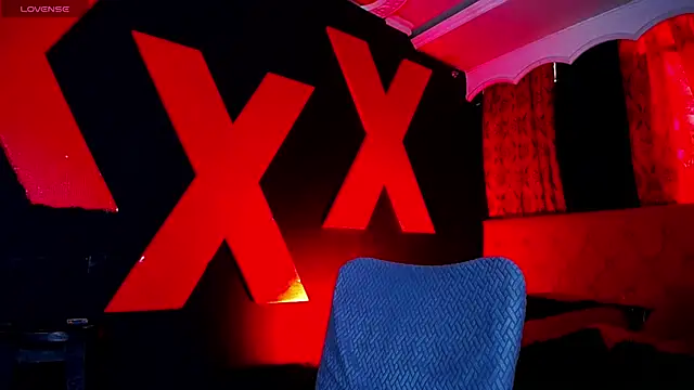 AlanFox1 online show from 04-27-26, 01:53
