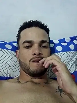 Nicolas Moncadas online show from 04-12-26, 05:51