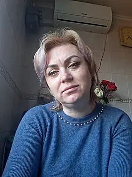 SylvieGold453 online show from 04-22-26, 04:19