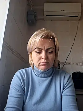 SylvieGold453 online show from 04-23-26, 12:40