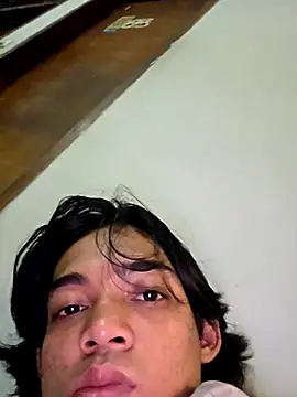 Cowosangeee online show from 04-29-26, 07:53