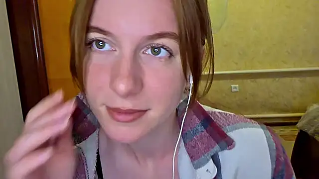 DonnaKuc online show from 05-10-26, 06:07