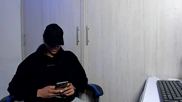 dante martinez online show from 04-09-26, 08:25