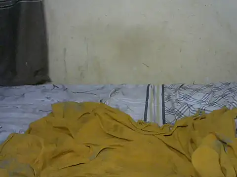 Snapshot of ngere331 chatting on 05-31-26, 10:11 ngere331 online show from 05-31-26, 10:11
