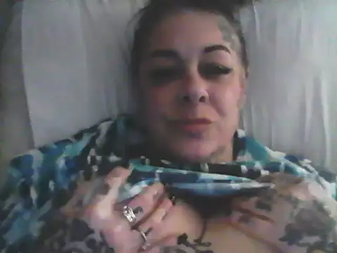 Kitty bang online show from 04-22-26, 12:13