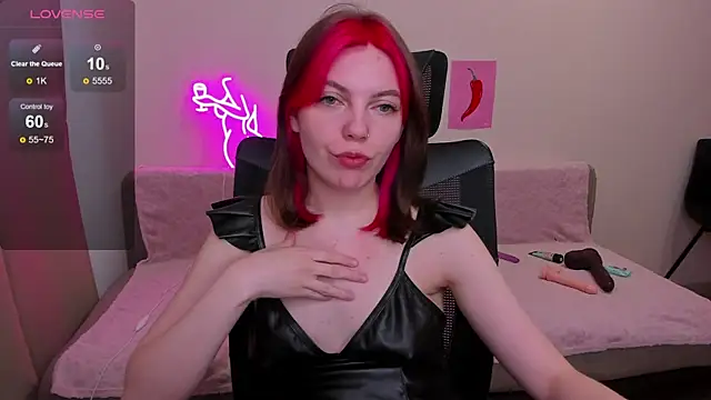 Marie Reyess online show from 05-15-26, 04:30