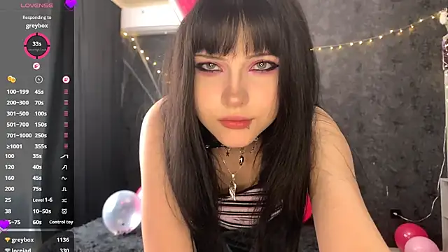 Snapshot of EmilyEmbears chatting on 05-16-26, 10:36 EmilyEmbears online show from 05-16-26, 10:36