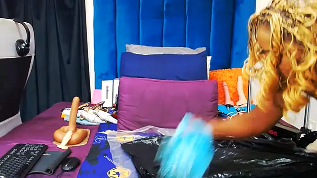 Freakyslut-39 online show from 07-14-26, 10:21