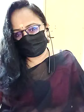 monisha cam online show from 04-15-26, 06:04