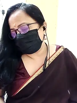 monisha cam online show from 04-27-26, 06:39