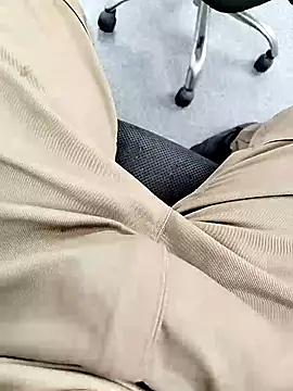 samosa7678 online show from 04-12-26, 01:38