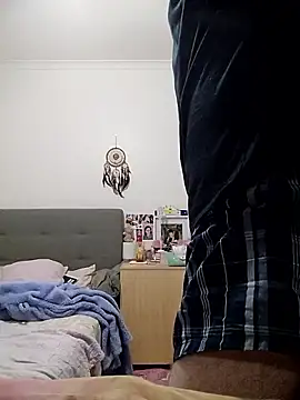 Bwc9333 online show from 04-13-26, 06:41