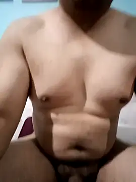 lobo caliente37 online show from 04-06-26, 01:12