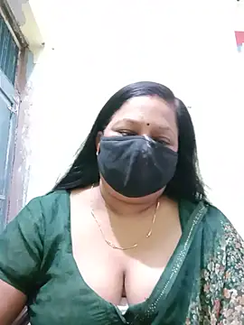 PINKI 024 online show from 05-24-26, 03:11
