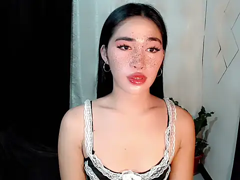 urasiankylie online show from 05-06-26, 03:17