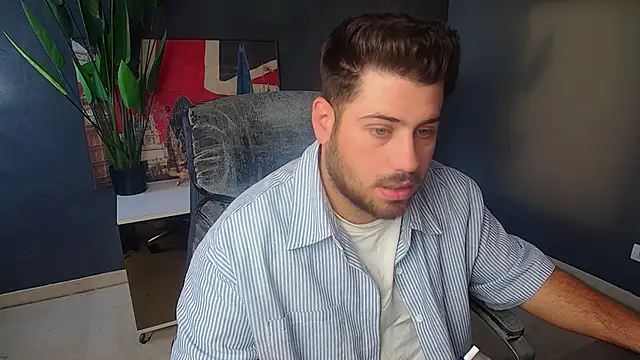 Snapshot of DaxGreer chatting on 04-27-26, 04:21 DaxGreer online show from 04-27-26, 04:21