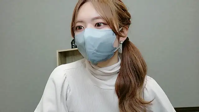 YUA 0425 online show from 05-05-26, 05:54