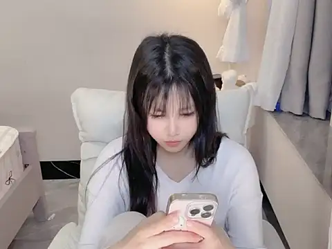 chenchen373 online show from 04-09-26, 10:31