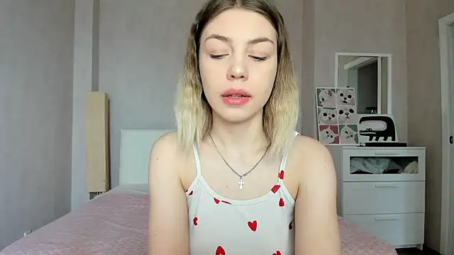 uma like online show from 04-25-26, 09:23