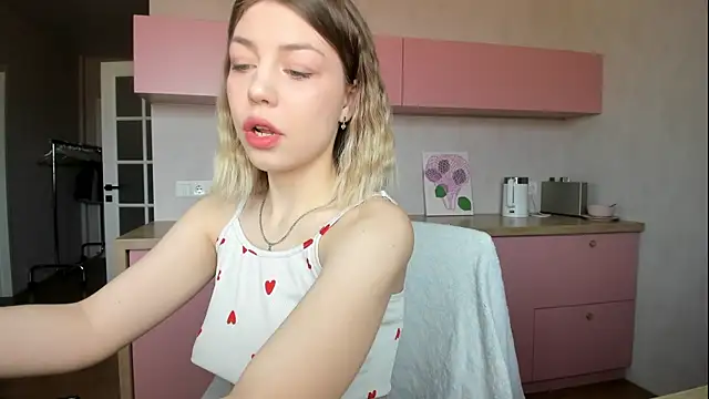uma like online show from 04-26-26, 01:58