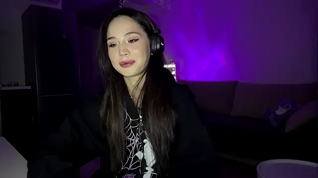 Elizabetswan online show from 04-11-26, 09:08