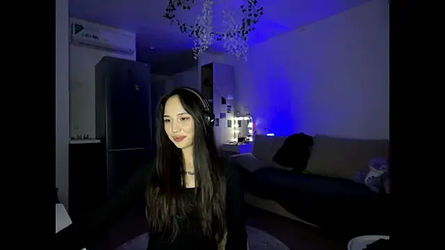 Elizabetswan online show from 04-16-26, 09:39