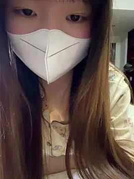 Snapshot of Ss-weiwei chatting on 04-19-26, 12:15 Ss-weiwei online show from 04-19-26, 12:15