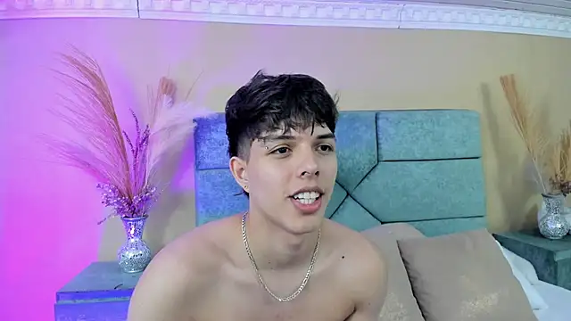 DamiaanXx online show from 04-18-26, 01:04